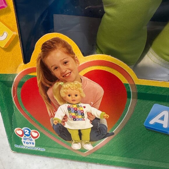 Vintage 2001 Alphabet Annie Interactive Braille Doll With ABC Shirt & Green Pant - Picture 5 of 13